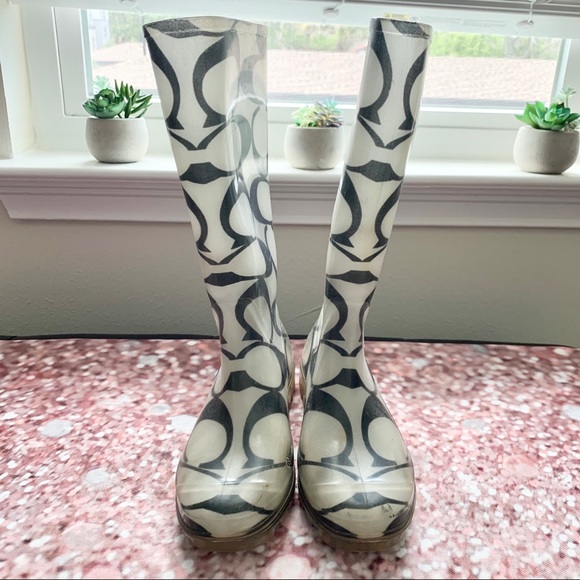 COACH CLASSIC SIGNATURE RAIN BOOTS - Picture 3 of 10